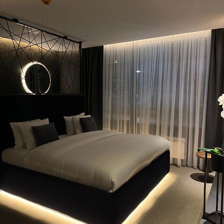 Olivia Rooms بلغراد المظهر الخارجي الصورة