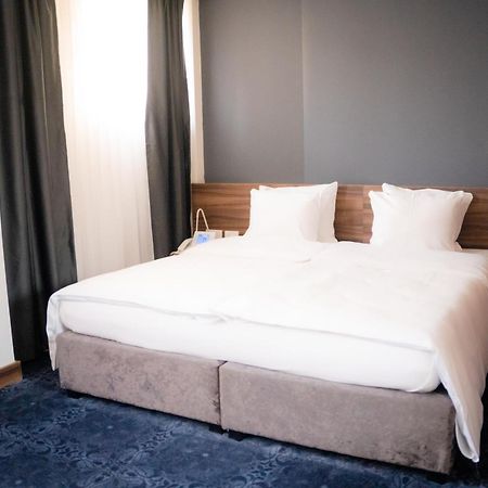 Olivia Rooms بلغراد المظهر الخارجي الصورة