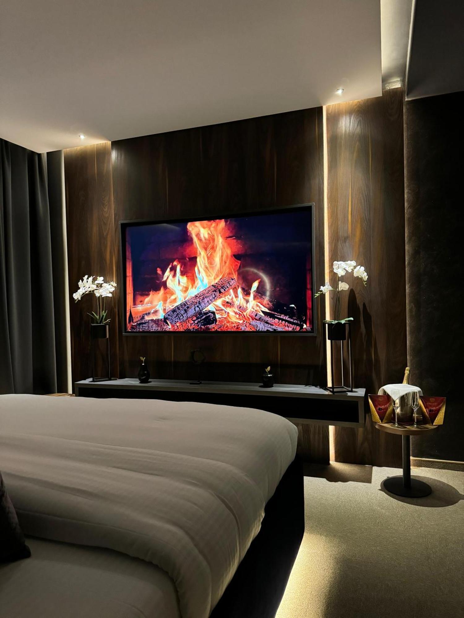 Olivia Rooms بلغراد المظهر الخارجي الصورة