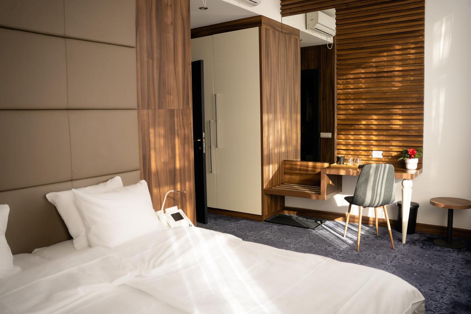 Olivia Rooms بلغراد المظهر الخارجي الصورة