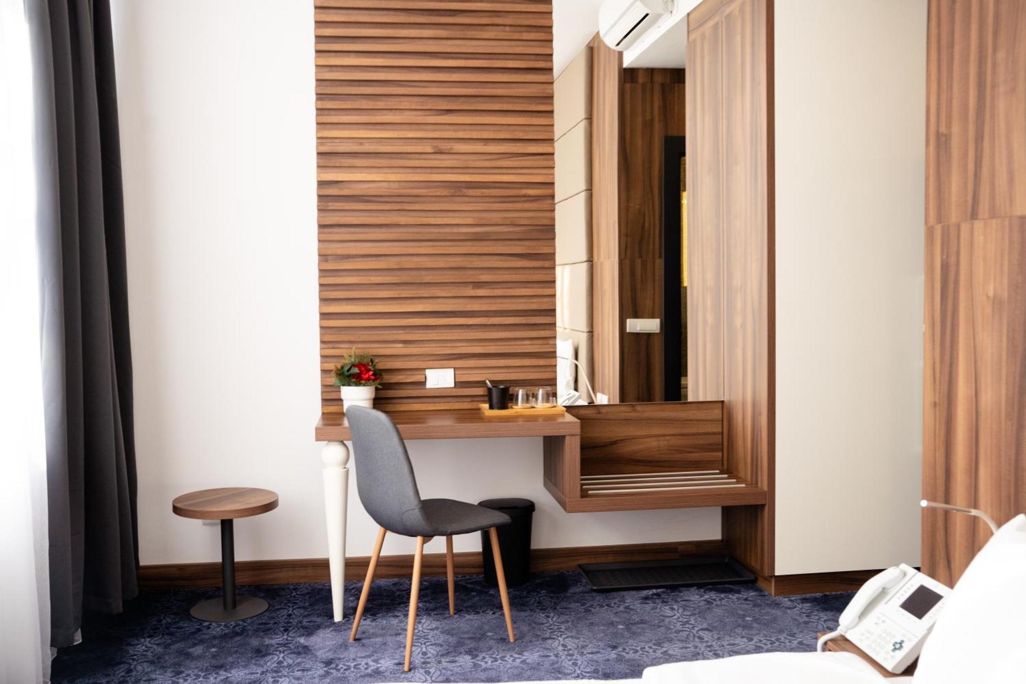 Olivia Rooms بلغراد المظهر الخارجي الصورة